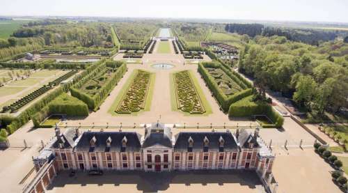 Park and Gardens of the Champ de Bataille Castle