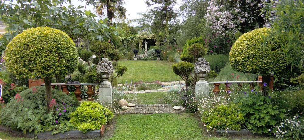 Rendez vous au jardin bleu - LAIGNE EN BELIN