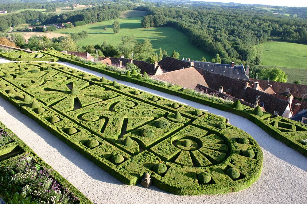 Die Gärten des Schlosses von Hautefort photo 1