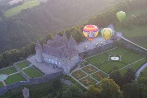 Jardin à la Française du Château de Virieu