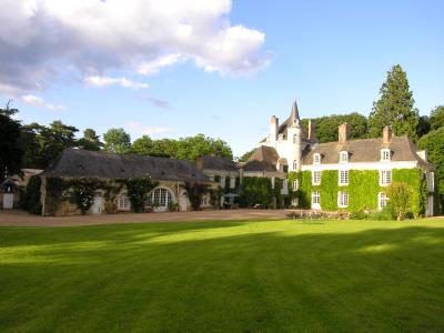 Château du Plessis-Anjou - Parc et Jardin photo 0
