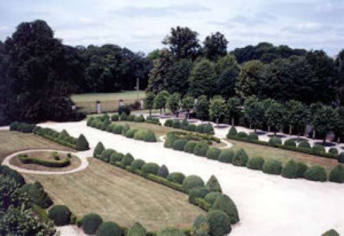 Les jardins du Centre Mondial de la Paix