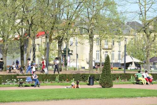 Il giardino di l'Esplanade di Metz