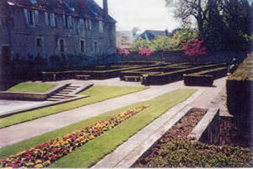 Ramparts Promenade And Abbey Garden