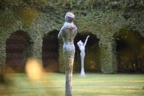 Jardin des sculptures du Château de Bois-Guilbert