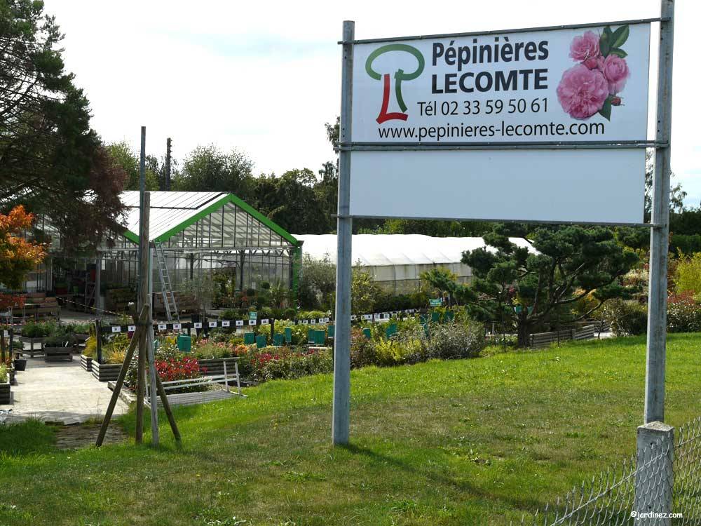 Pépinières 15 ha de culture sur deux sites (Le Teilleul et DouailaFontaine) avec